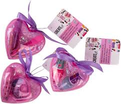 CREATE IT MAKE-UP HEART